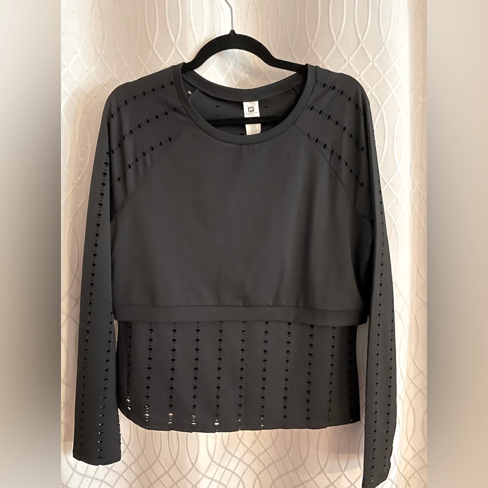 Fabletics “the layover” top SZ XL